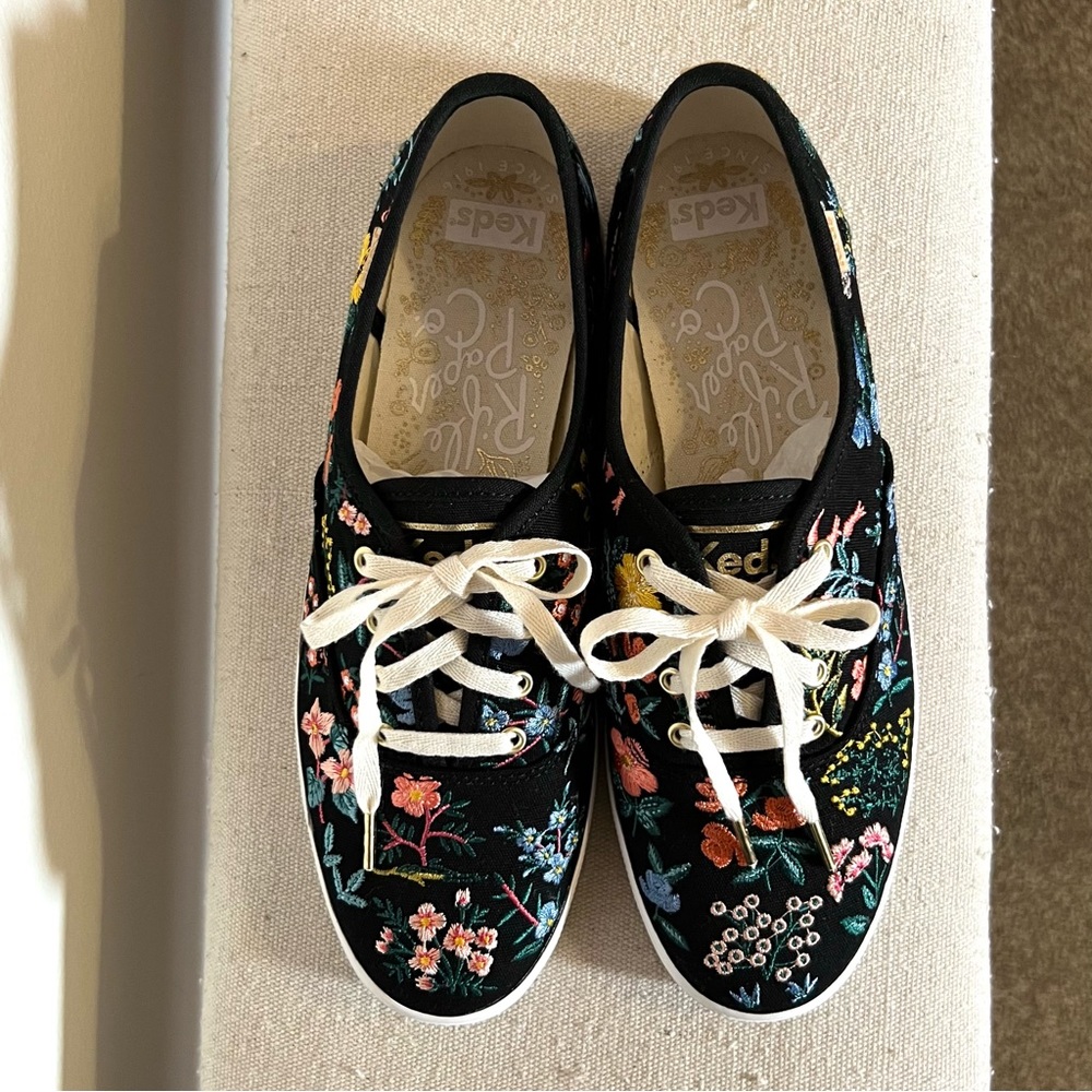 KEDS x Riffle Paper Co. size 6.5